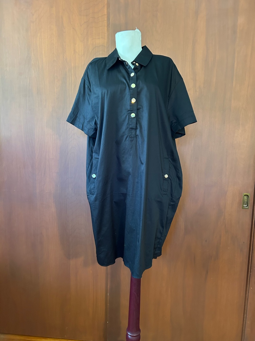 NWT Pomander Place Oakley dress